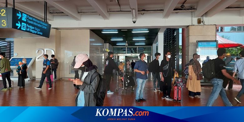 Simak Aturan Naik Pesawat di Wilayah PPKM Level 4 - Vimarsana News