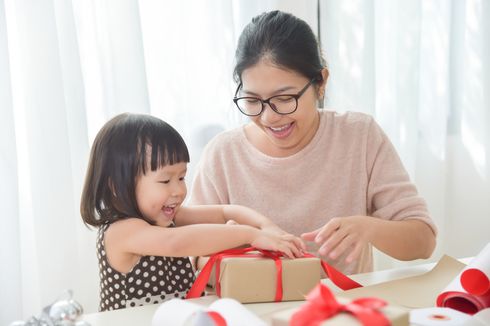 Memberi Hadiah untuk Anak, Pertimbangkan Dampaknya