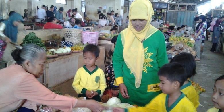 Pentingnya Anak Belajar Belanja Di Pasar Tradisional