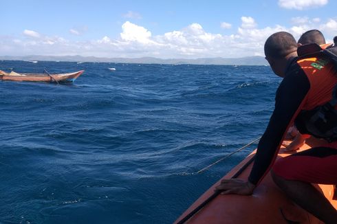Nelayan di Pulau Buru Terombang-ambing di Laut karena Perahu Mati Mesin