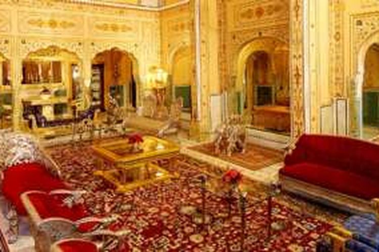 The Presidential Suite, The Raj Palace Hotel, Jaipur, India