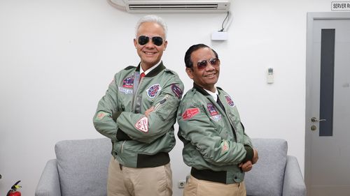 Ganjar Tak Beri Tips Mahfud Jalani Debat: Dia Profesor, Lebih Pintar dari Saya