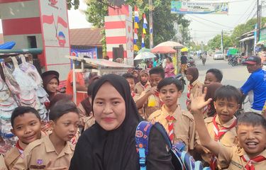 Antisipasi Anak Jajan "Permen Semprot", Orangtua Murid di Bekasi ...