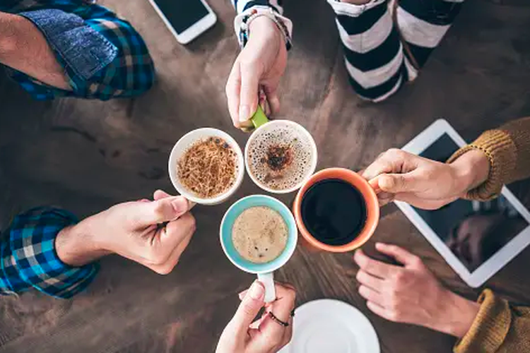 Gaya Hidup YOLO Anak Muda Jakarta: Ngopi Sekarang, Rumah Impian Nanti