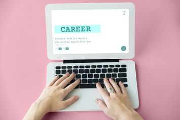 Rekomendasi 5 Buku Tentang Karier yang Bisa Menjadi Panduan untuk Masa Depan