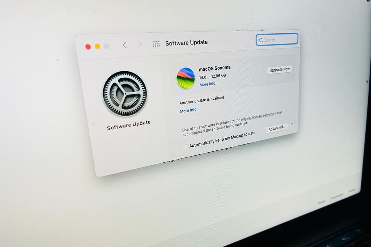 Cara update MacOS Sonoma di Mac. 