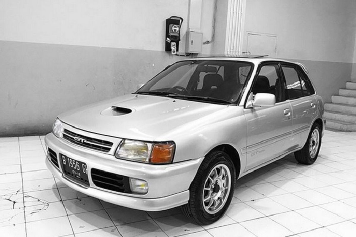 Ilustrasi Toyota Starlet Kapsul