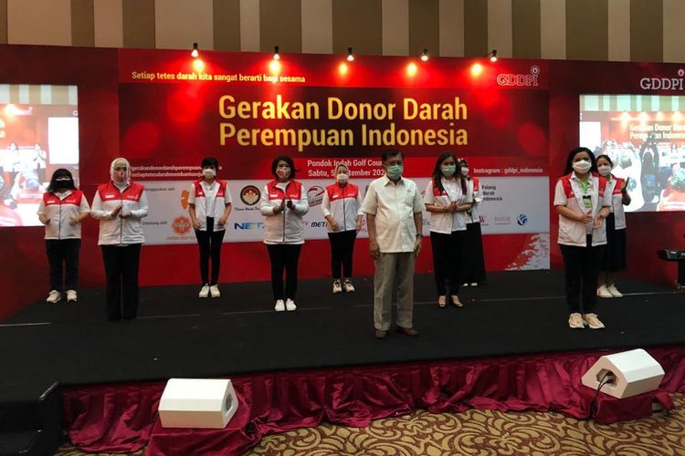 Gerakan Donor Darah Perempuan Indonesia (GDDPI) bekerjasama dengan berbagai instansi menggelar Donor Darah Bersama (5/9/2020).
