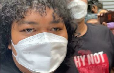 Komika Marshel Widianto hadir di Direktorat Reserse Kriminal Khusus (Ditreskrimsus) Polda Metro Jaya pada Kamis (7/4/2022). Ia menjalani pemeriksaan sebagai saksi kasus yang menjerat Dea Onlyfans.