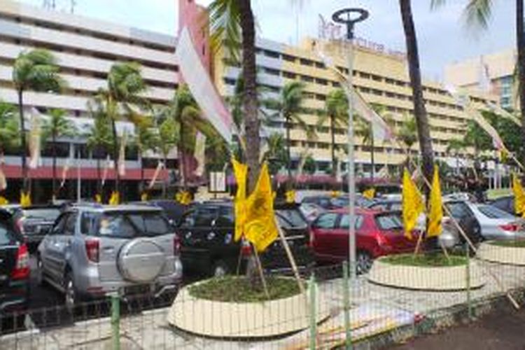 Lokasi Musyawarah Nasional IX Partai Golkar yang diadakan Presidium Penyelamat Partai Golkar di Hotel Mercure, Ancol, Jakarta, Sabtu (6/12/2014) siang, masih terlihat sepi.