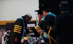 Kukuhkan Profesor Vokasi KP, Menteri Trenggono Paparkan 5 Strategi Kebijakan Ekonomi Biru