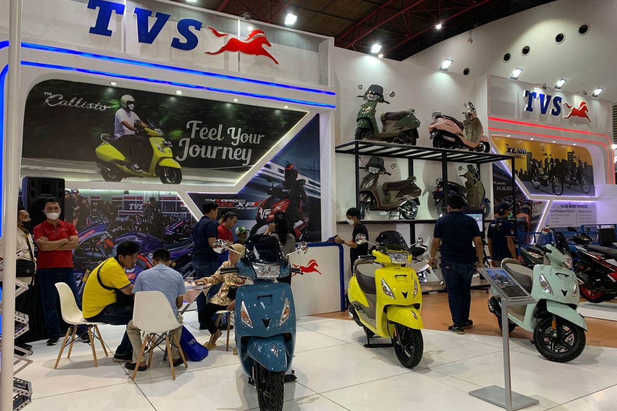 Booth TVS di ajang Jakarta Fair 2022