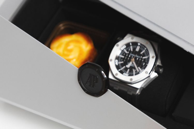 Set mooncake Audemars Piguet