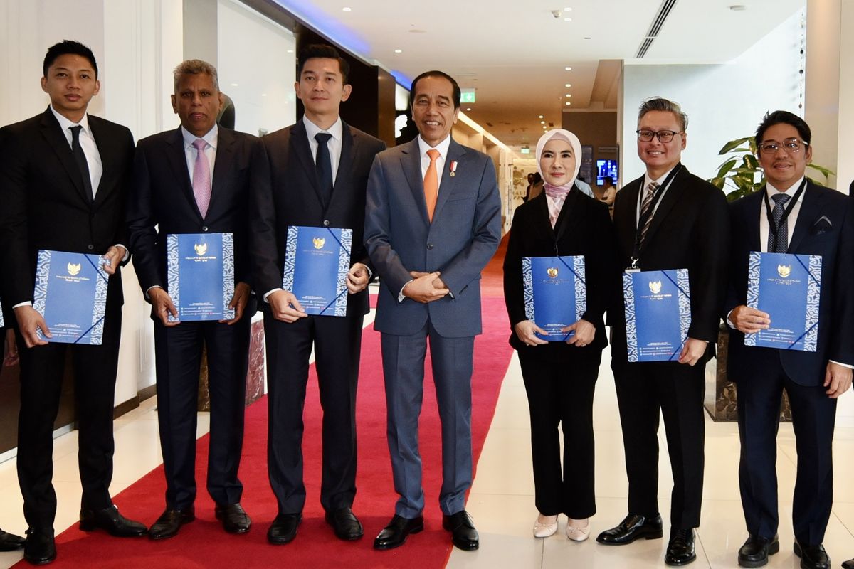 Pertamina Group secara perdana mengunjungi Afrika bersama Presiden Jokowi dan sepakat bekerja sama dengan perusahaan energi di Kenya.