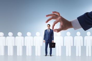 5 Cara Menjadi Pegawai Teladan yang Bisa Diandalkan