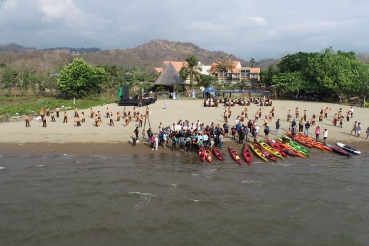 Foto : Ekspedisi kolaborasi Perhimpunan Penempuh Rimba dan Pendaki Gunung (Wanadri) dengan Komunitas Budaya Rumah Nusantara telah mencapai garis final di Labuan Bajo, Kamis (15/10/2023) sore. 