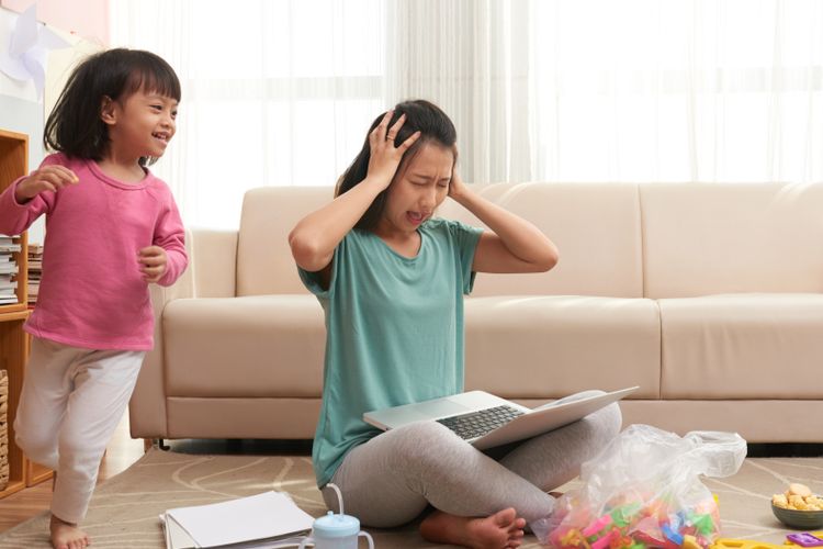 Ilustrasi parenting stress.