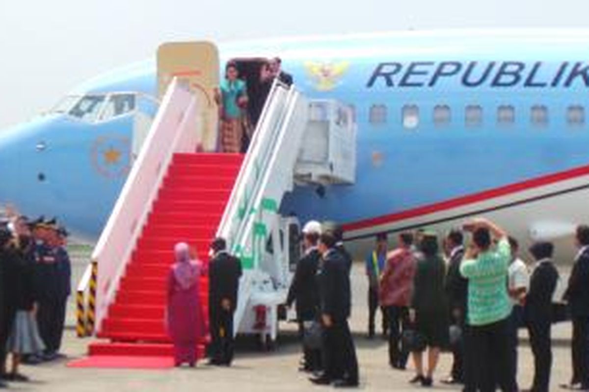 Presiden Joko Widodo sebelum berangkat ke Turki, Sabtu (14/11/2015).