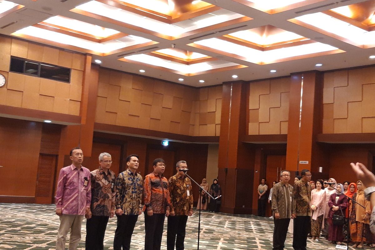 Menteri Keuangan Sri Mulyani Indrawati ketika melantik Staf Ahli Menteri Keuangan di Jakarta, Jumat (31/1/2020).