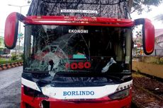 Hindari Lubang, Bus Tabrak Motor, 1 Orang Tewas