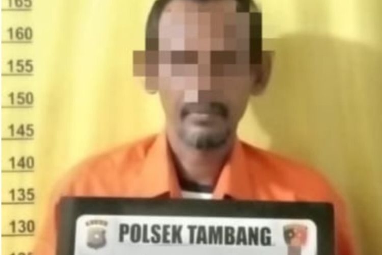 Pelaku pemerasan terhadap pedagang di Pasar Danau Bingkuang, Kecamatan Tambang, Kabupaten Kampar, Riau, diamankan Kepolisian Sektor Tambang, Rabu (29/9/2021).