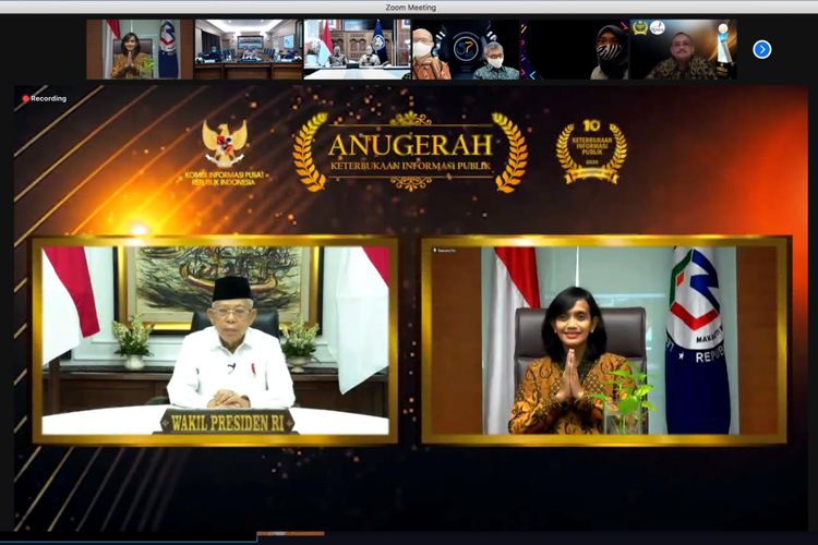 Wakil Presiden Republik Indonesia Ma?ruf Amin saat menghadiri acara penghargaan ?Anugerah Keterbukaan Informasi Publik? secara virtual, Rabu (25/11/2020).
