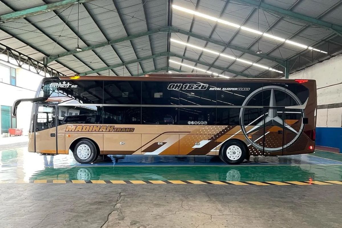 Bus baru PO Madinah Trans