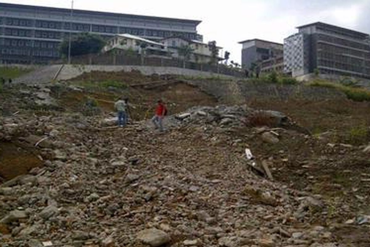 Tanah Ambles Hambalang 1.000 Meter Persegi