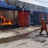Toko Elektronik di Sikka Terbakar, Kerugian Capai Rp 1,5 Miliar