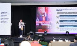 Sampaikan Keynote Speech di UGM, Menkominfo Ajak Mahasiswa Eksplorasi Potensi Digital Indonesia