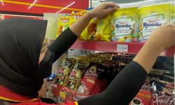Cerita Sukses Dua Pelaku UMKM yang Produk Camilannya Dijual di Alfamart