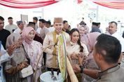 Tak Tinggalkan Pedagang Kecil, Bupati Lamsel Borong Dagangan UMKM untuk Halal Bihalal “Pesta Rakyat”