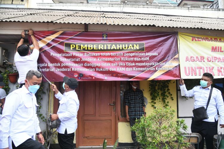 Kementerian Hukum dan Hak Asasi Manusia (Kemenkumham) mengambilalih pengelolaan Pasar Babakan, Cikokol, Kota Tangerang. 