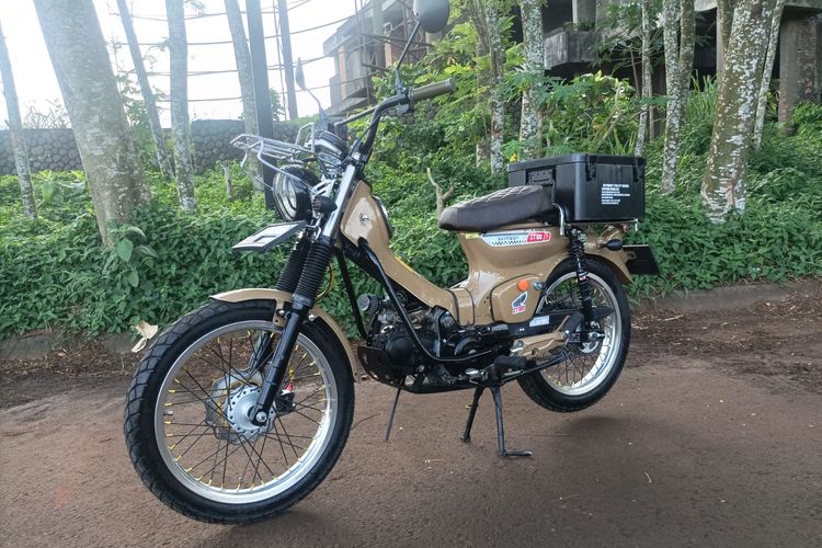 Modifikasi Honda Legenda 2 ala CT100.