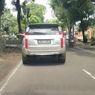 Viral, Penumpang Mobil Pajero Sport Buang Sampah ke Kali di Jagakarsa