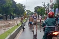 Jalan Utama Kota Banyuwangi Terendam Banjir, Arus Lalu Lintas Terganggu 