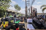 Aksi di Polres Samarinda, Massa Minta Polisi Tidak Lakukan Tindakan Represif