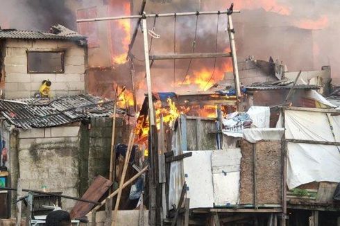 25 Rumah di Koja Hangus Terbakar, Diduga akibat ODGJ Main Korek Api
