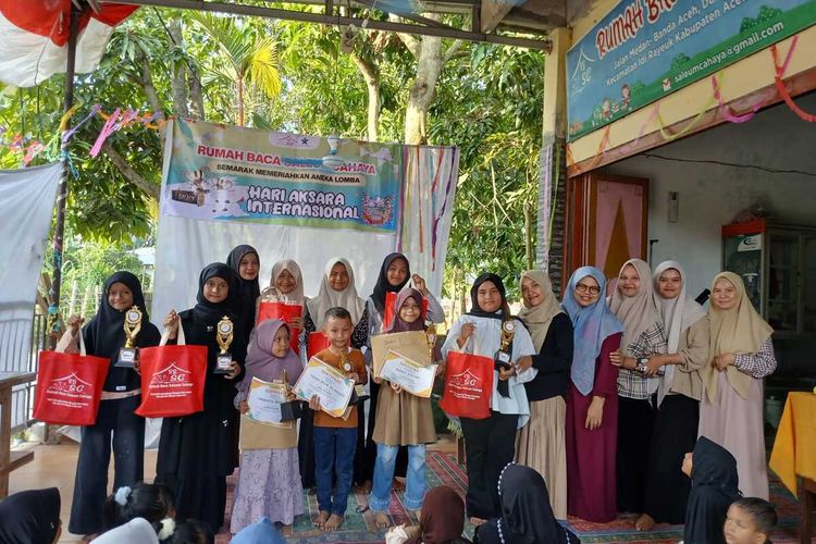 Kisah Ita Sulap Garasi Jadi Taman Baca di Aceh Timur, Rela Sisihkan Gaji demi Anak-anak Gemar Membaca