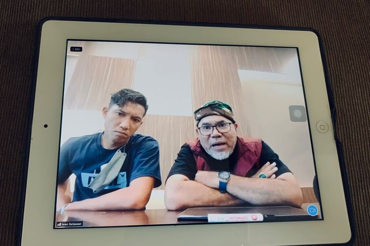 Pelatih Persela Lamongan Iwan Setiawan dan penjaga gawang Dwi Kuswanto melakukan prescon virtual jelang laga melawan PSIS Semarang pada Pekan 1 Liga 1 2021-2022, Jumat (3/9/2021) siang.
