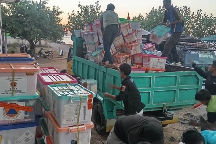 Akses Darat Pulau Palue Pulih, BNPB Salurkan Bantuan dan Skema Ganti Rugi Rumah Rusak di Sikka