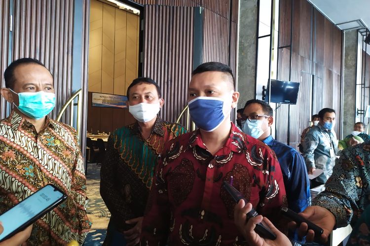 Wakil Menteri ATR/BPN, Surya Tjandra saat diwawancarai awak media usai acara konsultasi publik pertama Rencana Detail Tata Ruang (RDTR) calon ibu kota negara di Samarinda, Kaltim, Kamis (13/8/2020). 