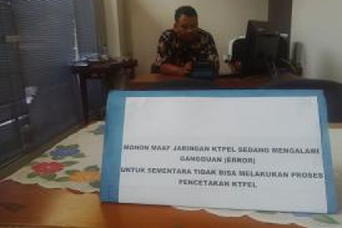 Suasana kantor Pelayanan Terpadu Satu Pintu Kantor Wali Kota Jakarta Selatan, Jumat (28/8/2015).