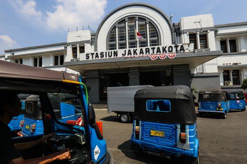 Kereta Anjlok di Kota, KRL Bogor dan Bekasi Hanya Sampai Manggarai