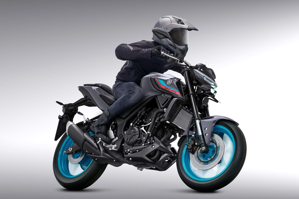 Warna baru Yamaha MT-25 Metallic Dark Grey