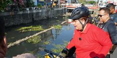 Pantau Wilayah dengan Bersepeda, Mbak Ita Telusuri Kali Semarang hingga Kawasan Pecinan