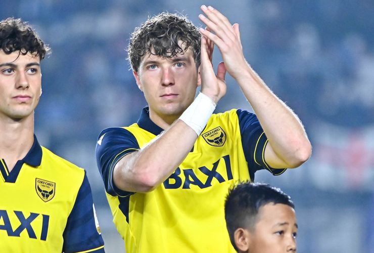 BERITA FOTO Arema FC Vs Oxford United: Aksi Ole Romeny, Starter, Gol, Hingga Cedera