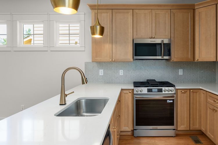 7 Trik Jitu Bikin Dapur Terlihat Mahal Tanpa Renovasi Besar