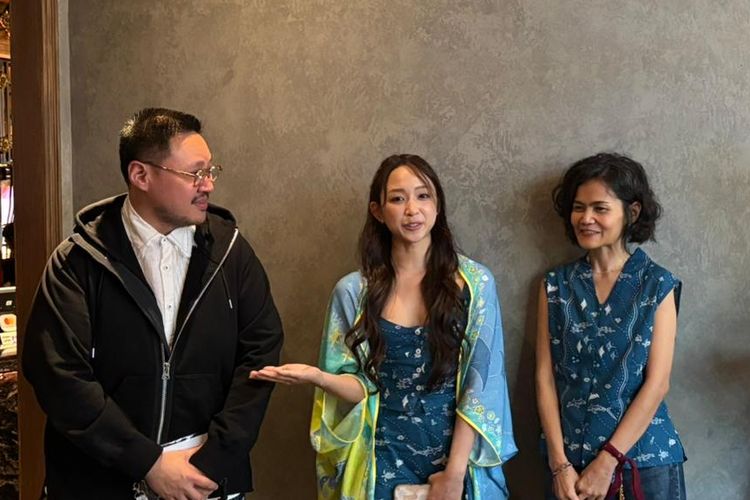 Sejauh Mata Memandang Ajak Jaga Laut Lewat Koleksi “Larung” di JFW 2026