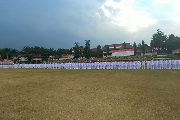 Upacara pelantikan Pamong Praja Institut Pemerintahan Dalam Negeri, Selasa (8/8/2017)